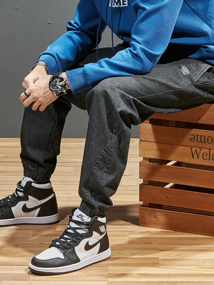 エレガントなジョガージーンズ