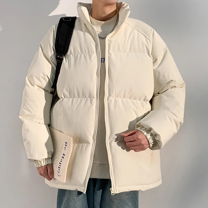 風を防ぐパーカージャケット