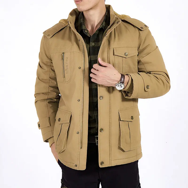 エレガントな中綿ボンバージャケット