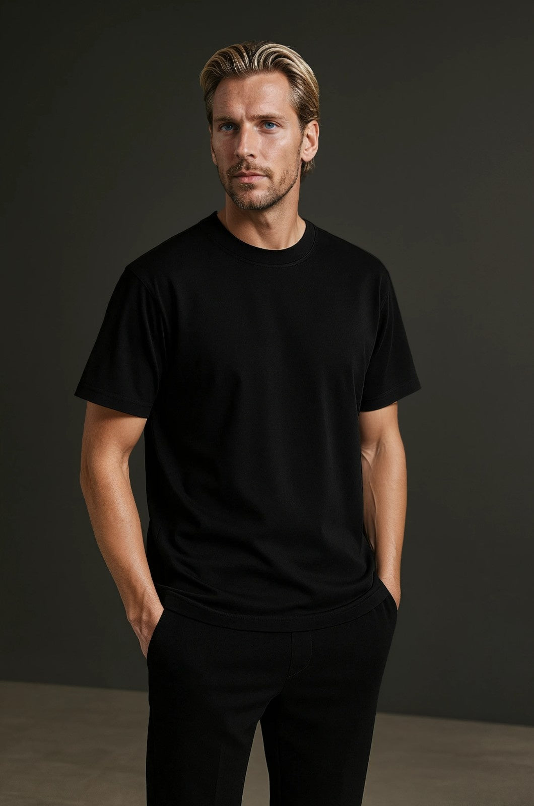 コットン製メンズTシャツ – 通気性のある半袖ラウンドネック – ブラック